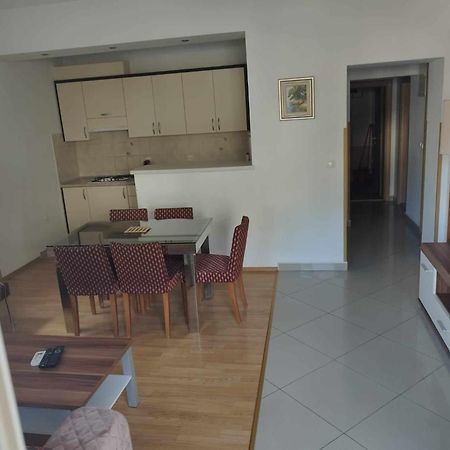 Apartment Strbic Ploce  Buitenkant foto