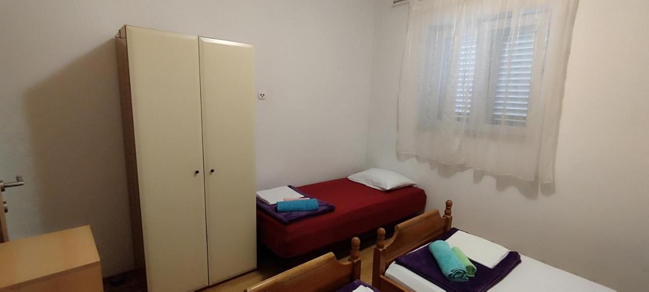 Apartment Strbic Ploce  Buitenkant foto